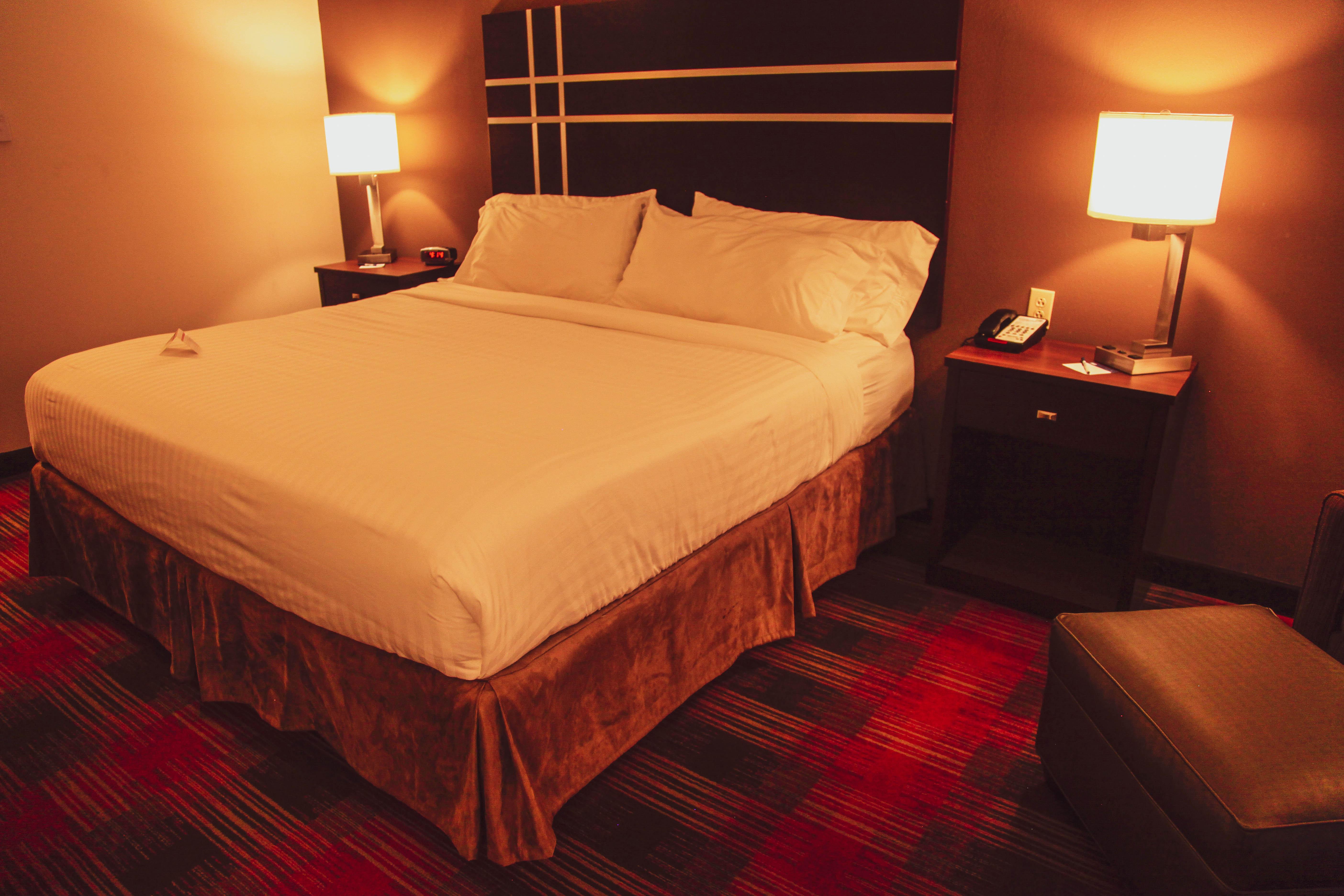 Holiday Inn Express & Suites Cumberland - La Vale, An Ihg Hotel Екстериор снимка